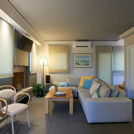 Porphyra Villa *